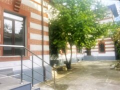 Piata Victoriei, vila 18 camere, suprafata 520 mp, curte 250 mp